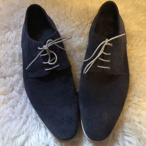Men’s shoes